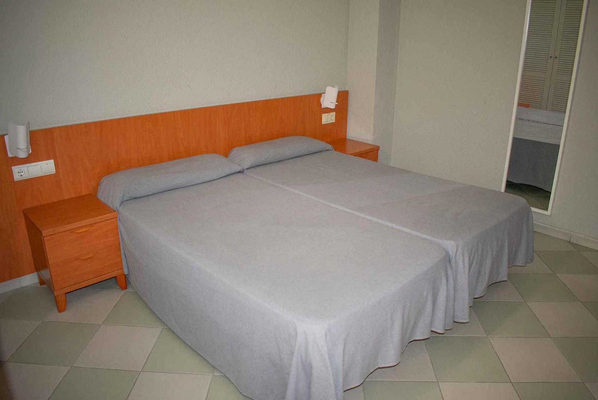 Apartamentos Michel Angelo Бенидорм Номер фото